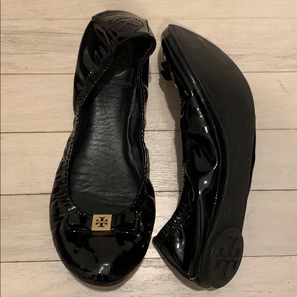 Tory Burch Eddie Patent Ballet Flats - Picture 3 of 3